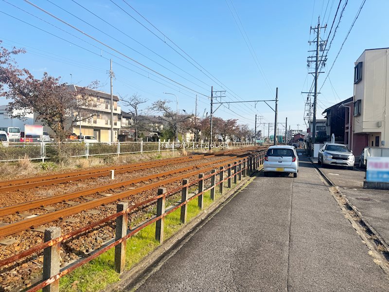 現地写真（前面道路含む現地写真）