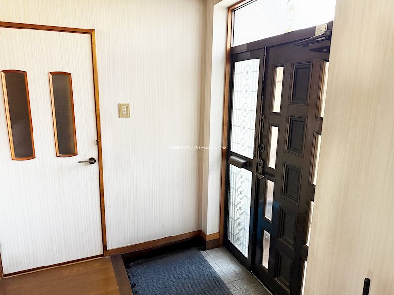 現地写真（玄関）