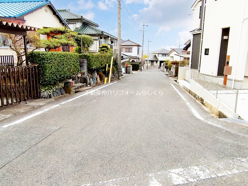 現地写真（前面道路含む現地写真）
