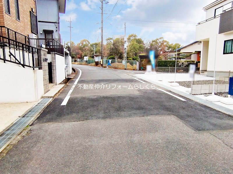 現地写真（前面道路含む現地写真）