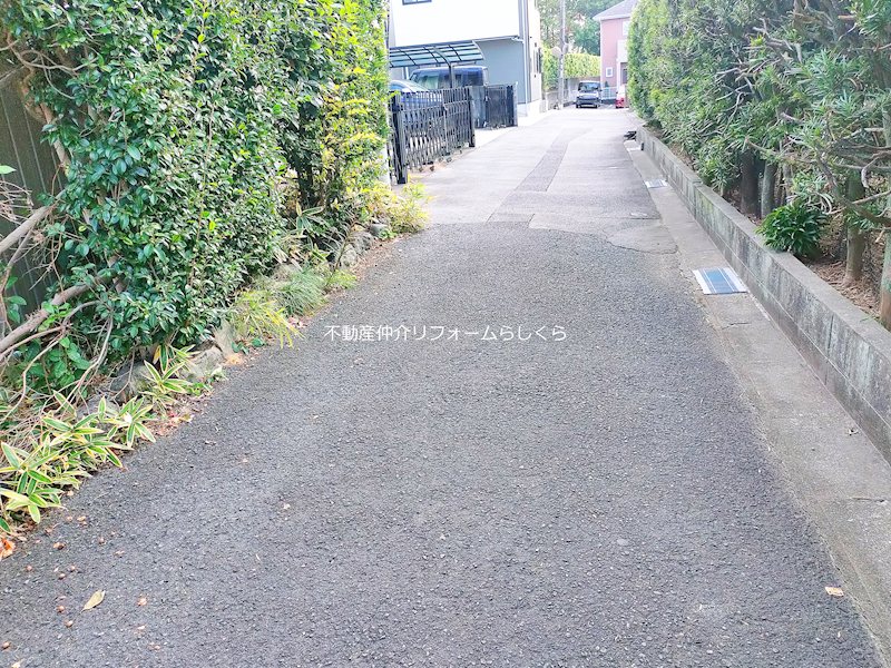 現地写真（前面道路含む現地写真）