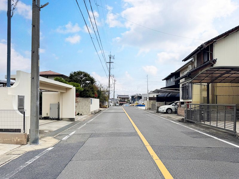 現地写真（前面道路含む現地写真）