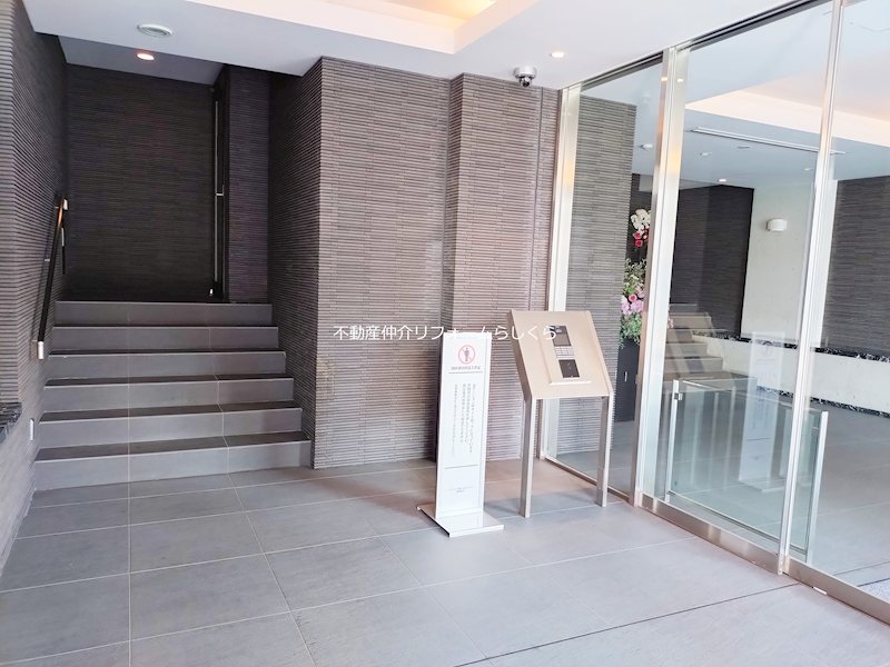 共用部写真（エントランス）