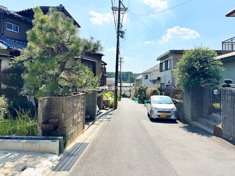 現地写真（前面道路含む現地写真）