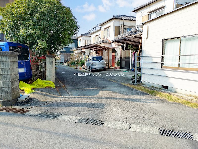 現地写真（前面道路含む現地写真）