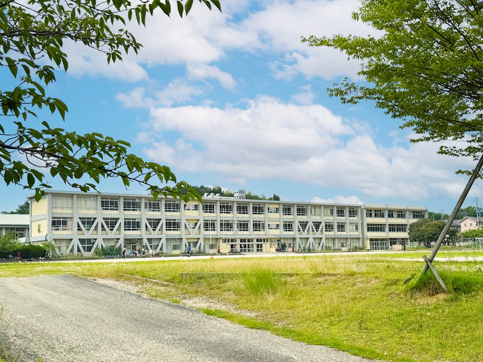 瀬戸市立東山小学校