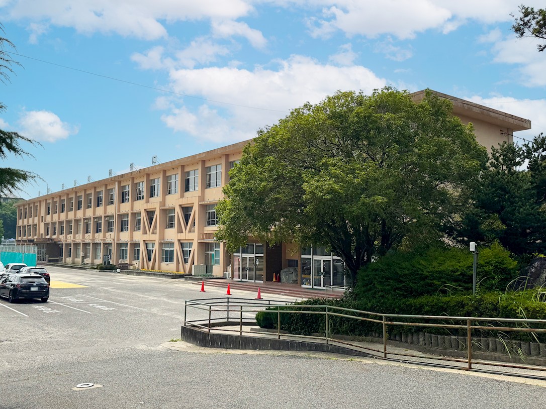 瀬戸市立南山中学校