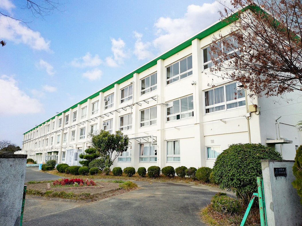 春日井市立藤山台中学校