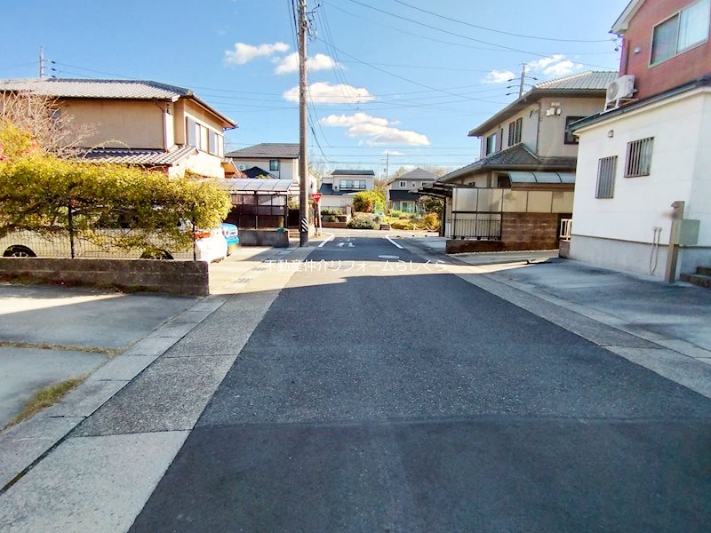 現地写真（前面道路含む現地写真）