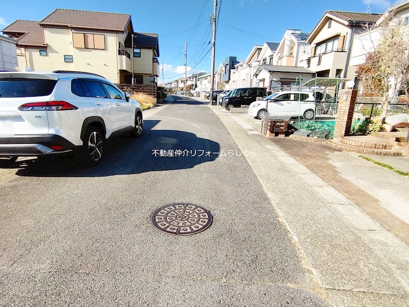 現地写真（前面道路含む現地写真）