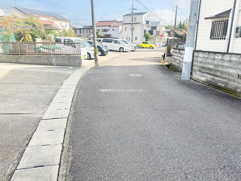 現地写真（前面道路含む現地写真）