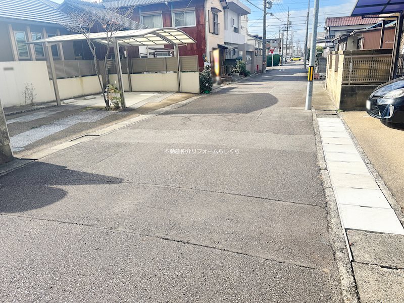 現地写真（前面道路含む現地写真）