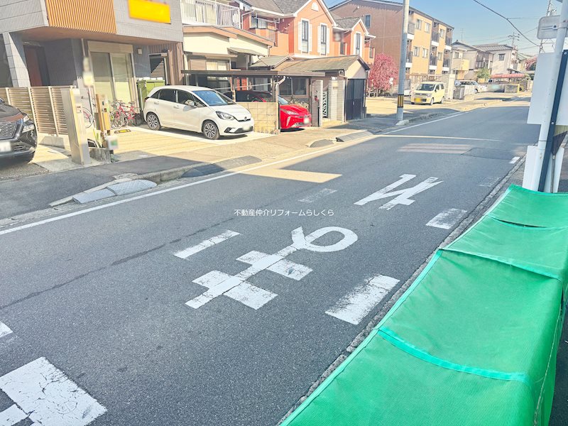 現地写真（前面道路含む現地写真）