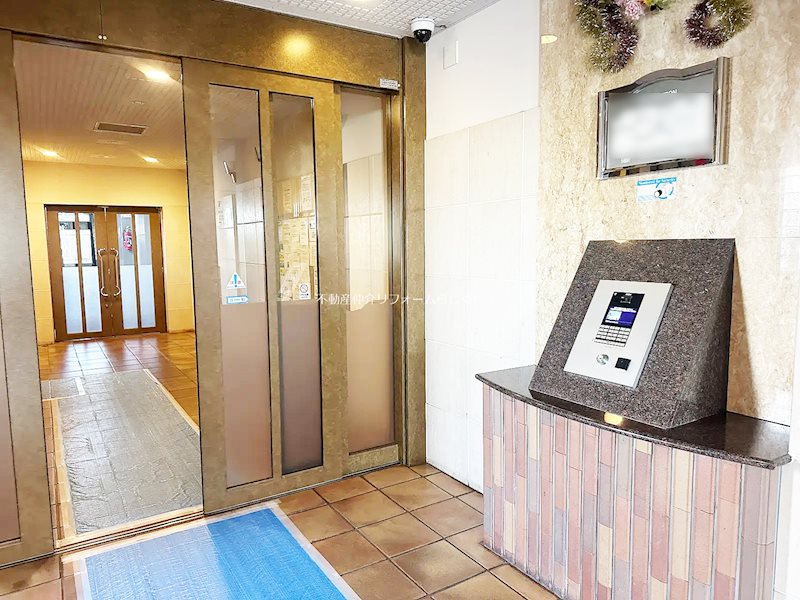 共用部写真（エントランス）