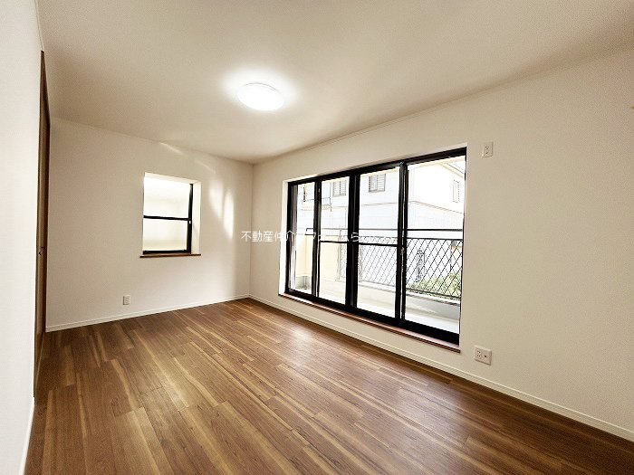 内観写真（リビング以外の居室）