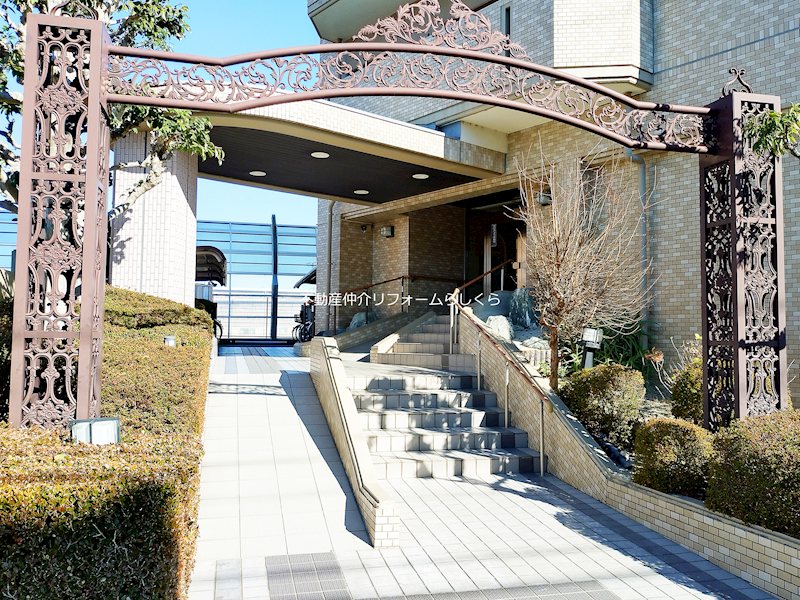 共用部写真（エントランス）