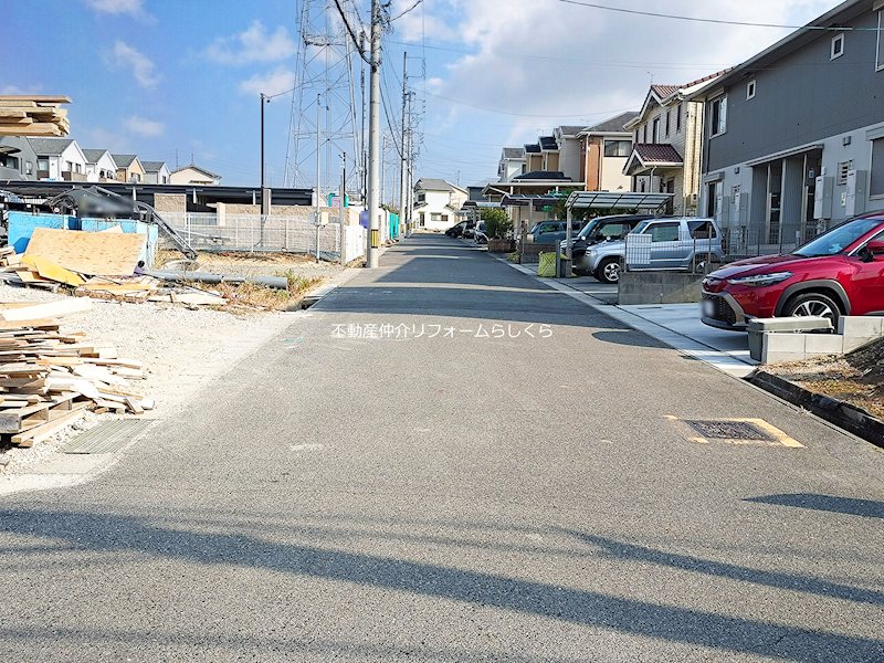 現地写真（前面道路含む現地写真）