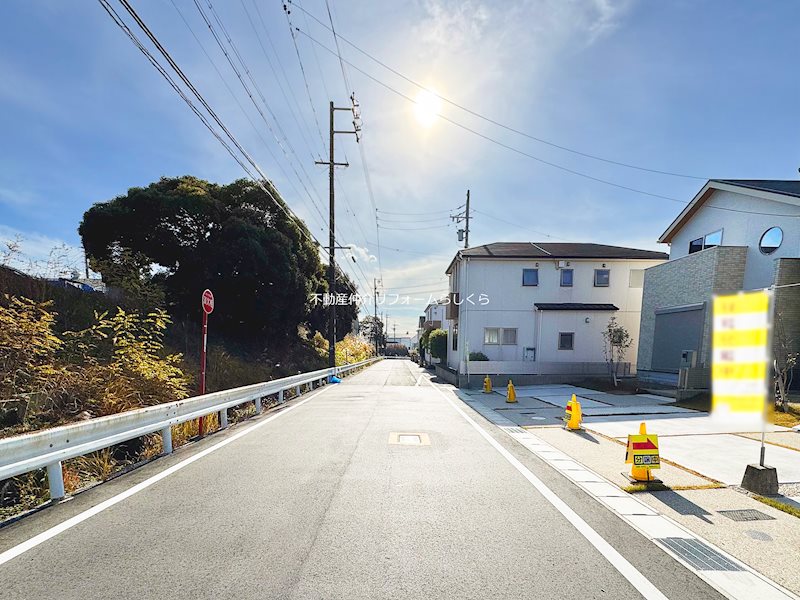 現地写真（前面道路含む現地写真）
