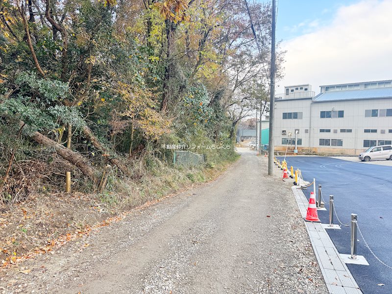 現地写真（前面道路含む現地写真）