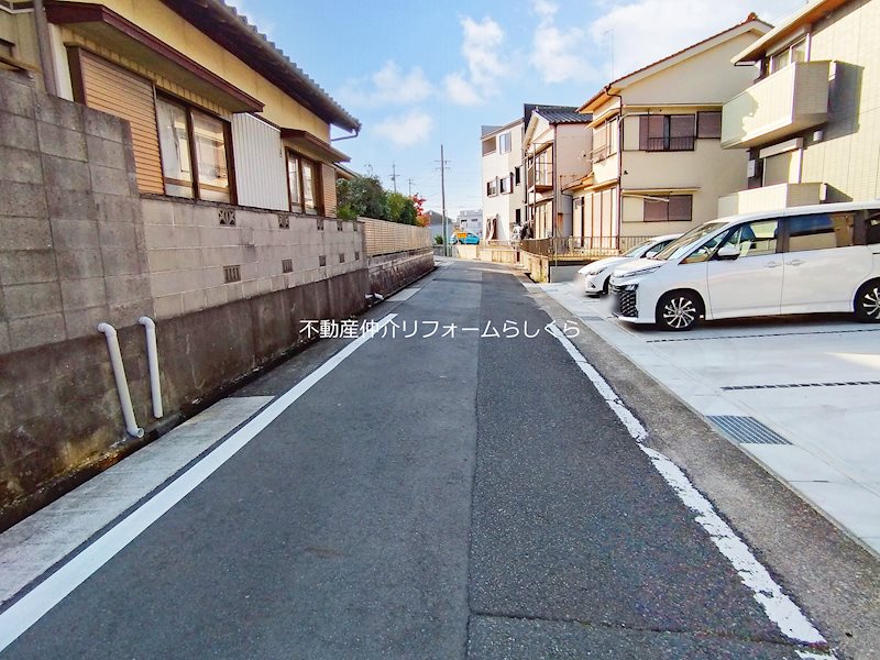 現地写真（前面道路含む現地写真）