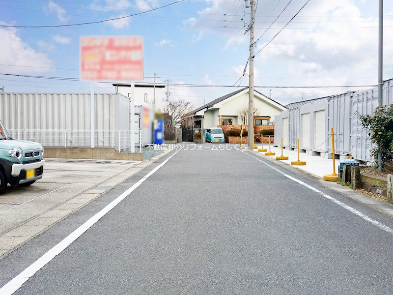 現地写真（前面道路含む現地写真）