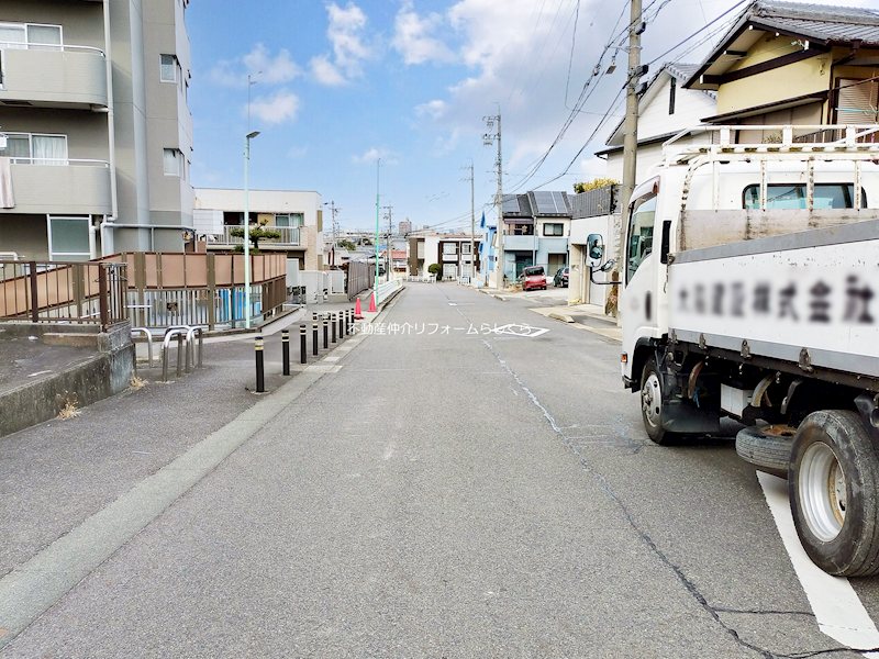 現地写真（前面道路含む現地写真）