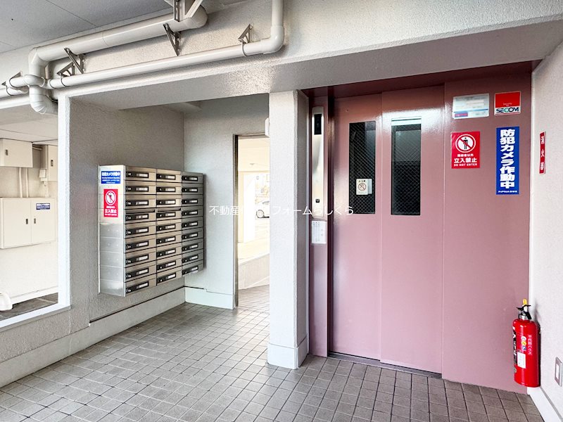 共用部写真（エントランス）