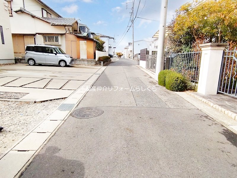 現地写真（前面道路含む現地写真）