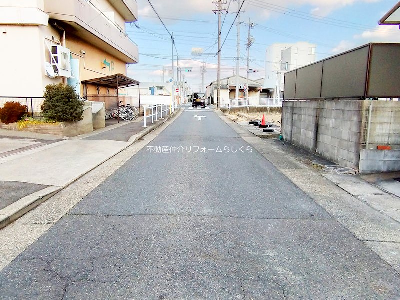 現地写真（前面道路含む現地写真）