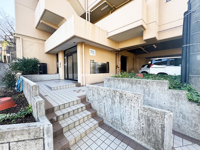 共用部写真（エントランス）