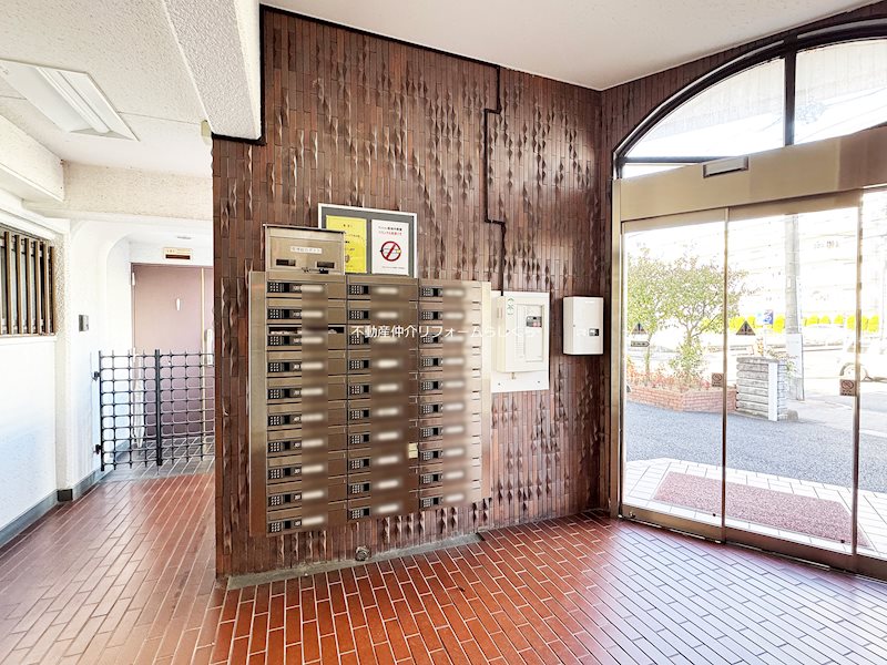 共用部写真（エントランス）