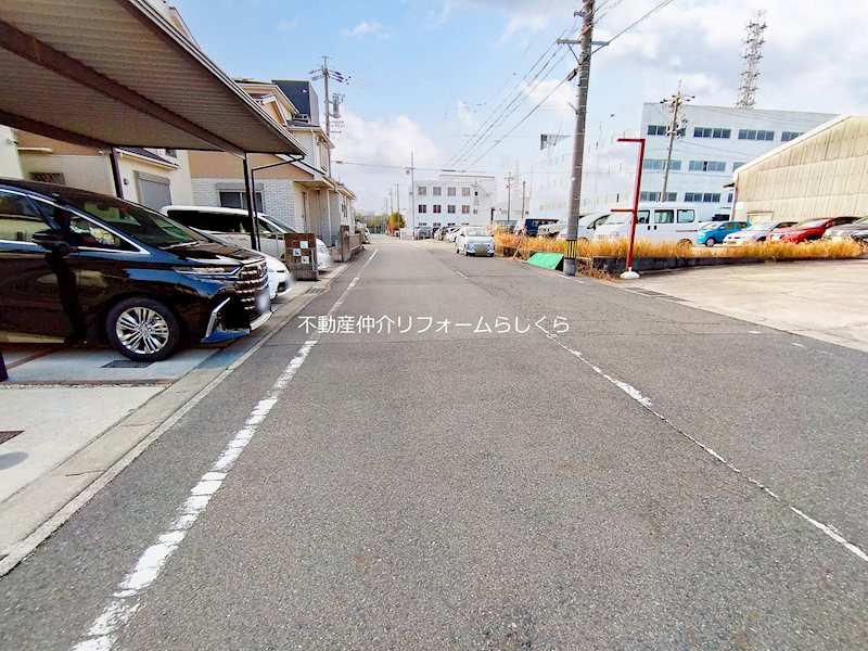 現地写真（前面道路含む現地写真）