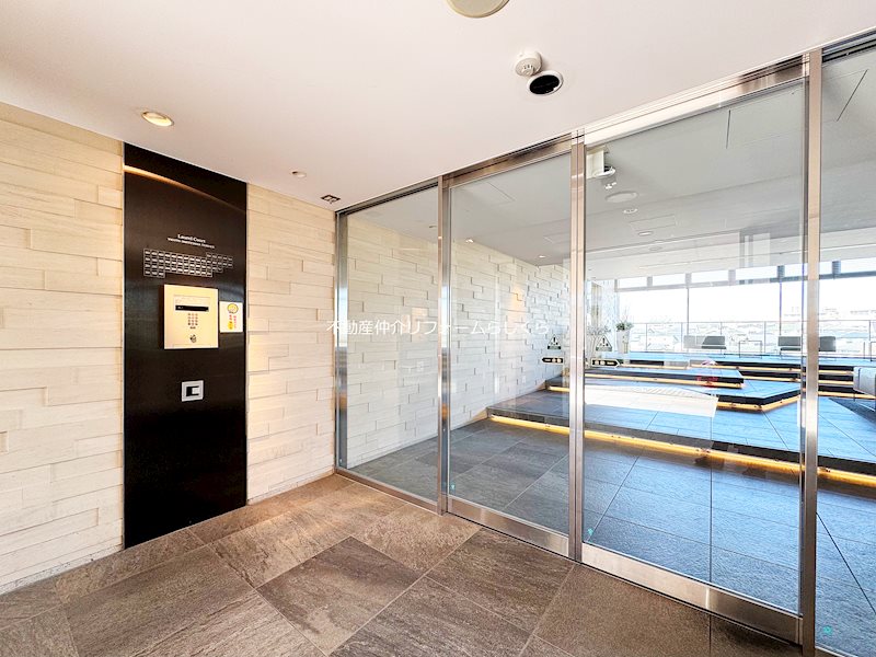 共用部写真（エントランス）