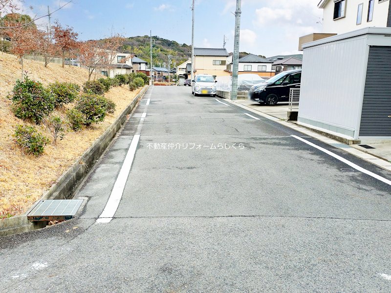 現地写真（前面道路含む現地写真）