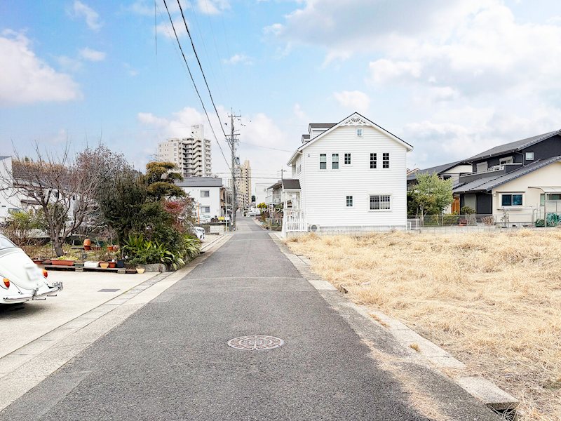 現地写真（前面道路含む現地写真）