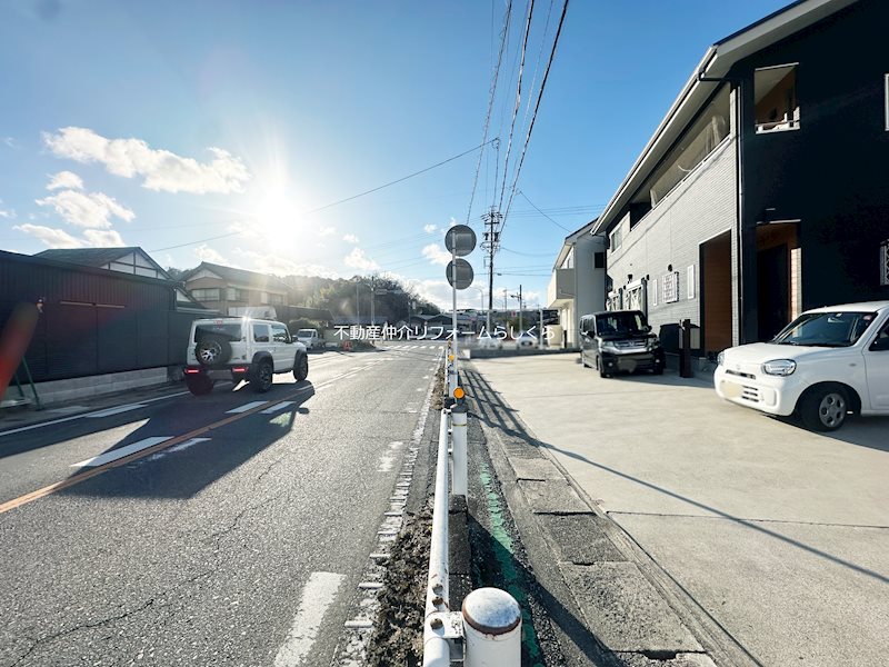 現地写真（前面道路含む現地写真）