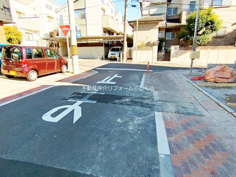 現地写真（前面道路含む現地写真）