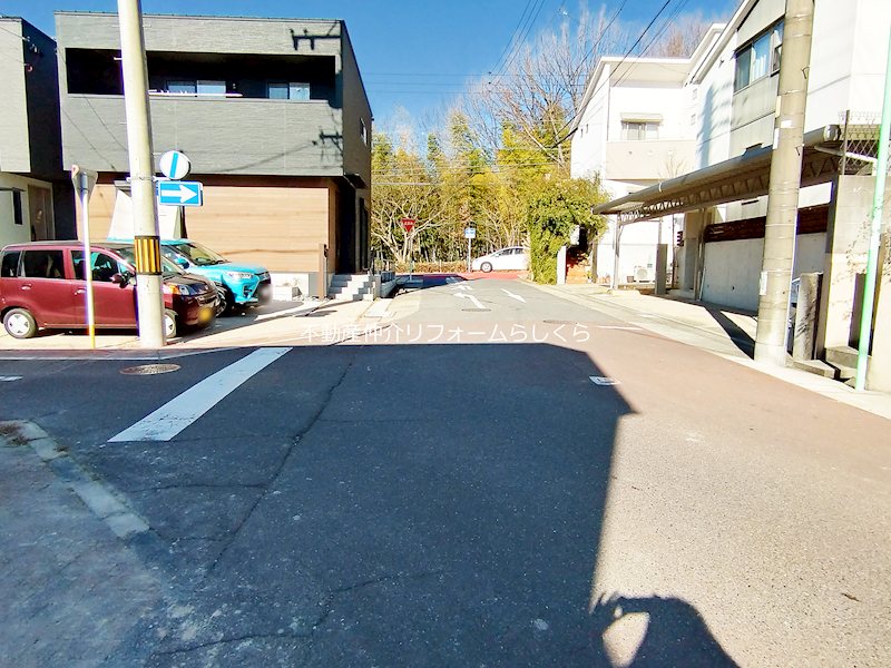 現地写真（前面道路含む現地写真）
