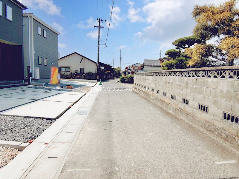 現地写真（前面道路含む現地写真）