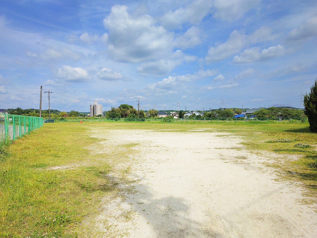 岩崎東部多目的広場