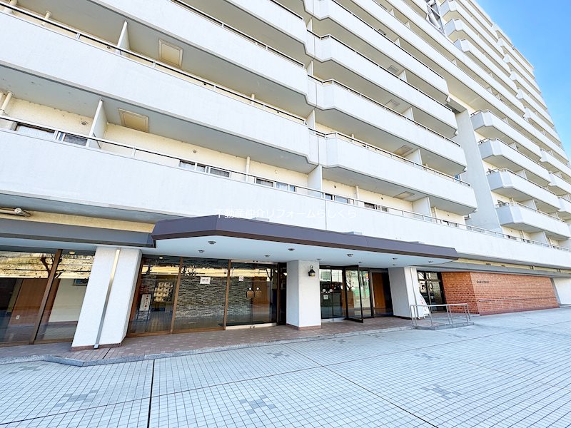 共用部写真（エントランス）