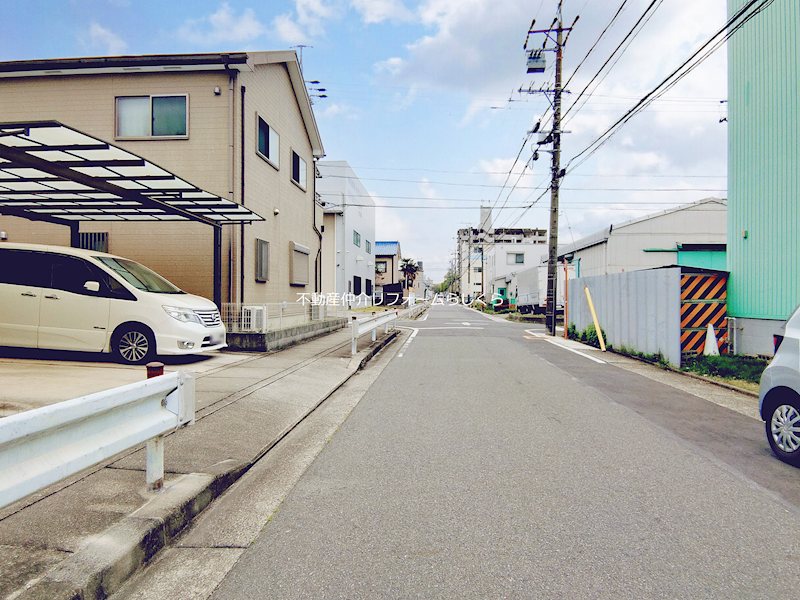 現地写真（前面道路含む現地写真）