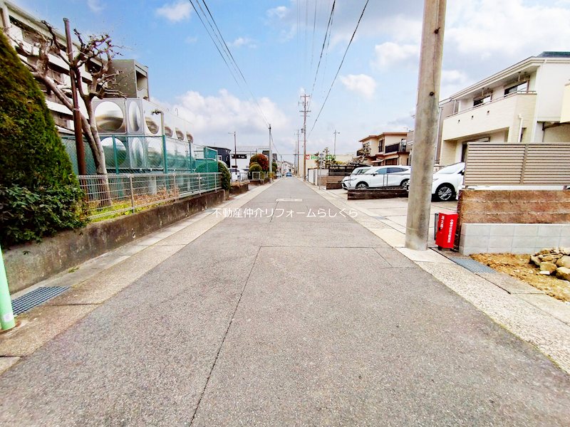 現地写真（前面道路含む現地写真）