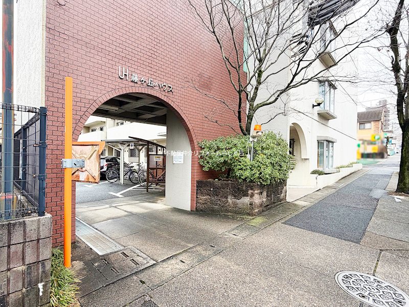 共用部写真（エントランス）