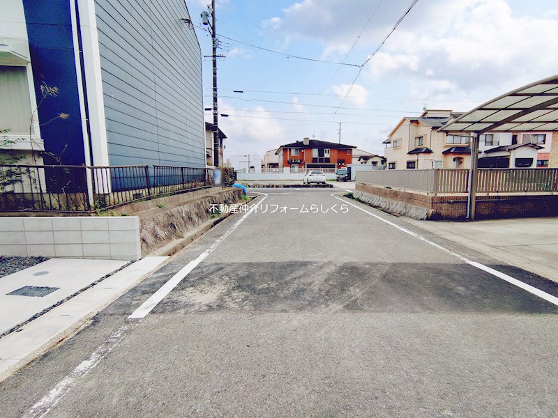 現地写真（前面道路含む現地写真）