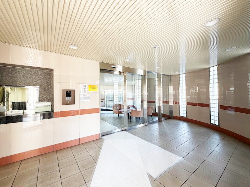 共用部写真（エントランス）