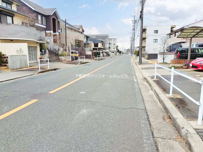 現地写真（前面道路含む現地写真）