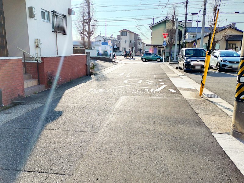 現地写真（前面道路含む現地写真）