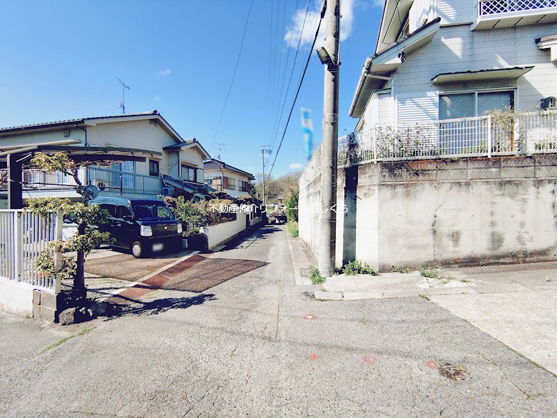 現地写真（前面道路含む現地写真）