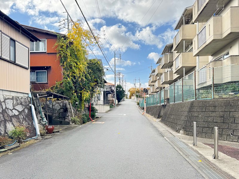 現地写真（前面道路含む現地写真）